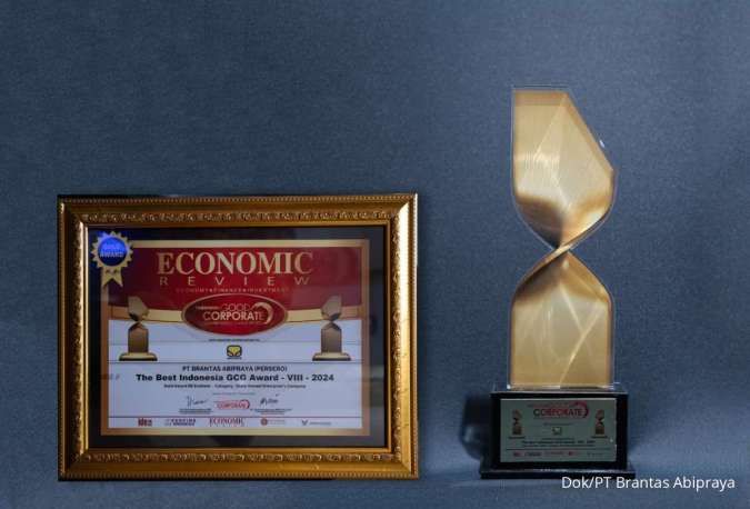 Terapkan Tata Kelola yang Baik, Brantas Abipraya Raih GCG Award dari Economic Review