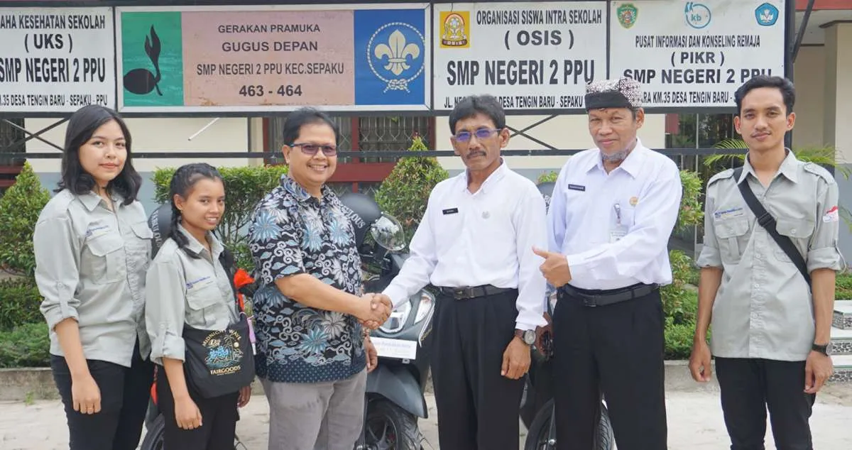 Gapai Cita-Cita Anak Bangsa,  Fasilitasi Akses Guru lewat Bantuan Motor