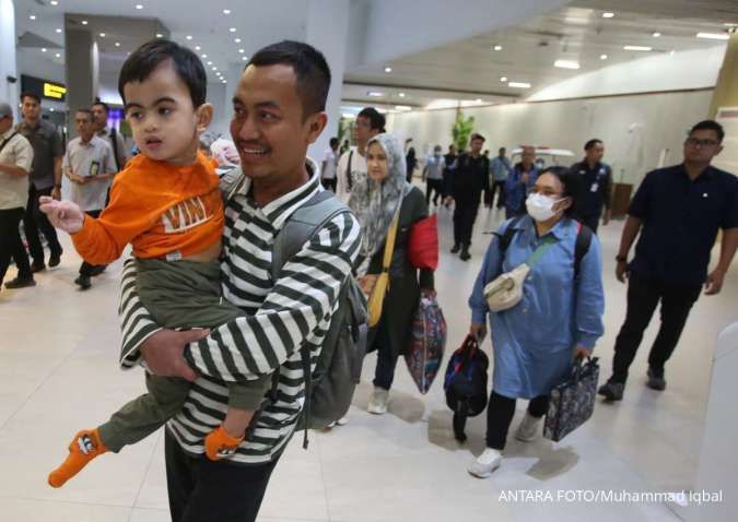 11 WNI yang Dievakuasi dari Iran Tiba di Bandara Soekarno-Hatta, Selasa (24/6) Petang