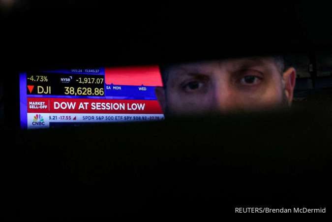 GLOBAL MARKETS-Stocks, Oil Fall as US-China Tariff War Escalates GLOBAL MARKETS-Stocks, Oil Fall as US-China Tariff War Escalates