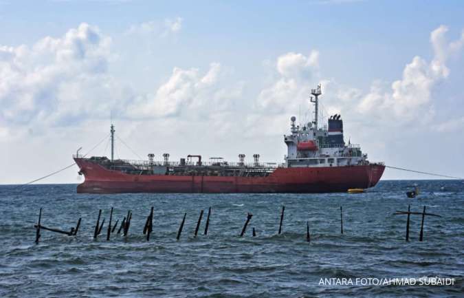 Proses Pertolongan Sukses, Kapal MT Kristin Bersandar di Pelabuhan PDS Lombok 