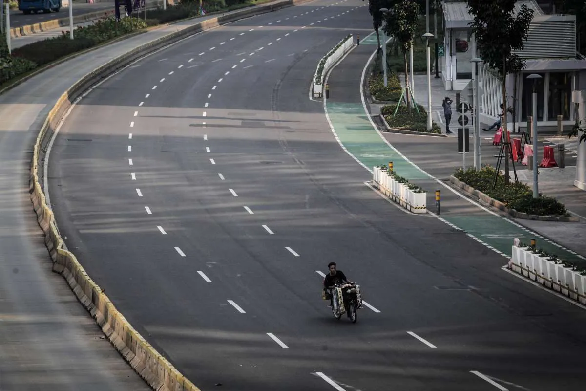 Apindo minta pemerintah bantu perusahaan ringankan biaya listrik dan pajak