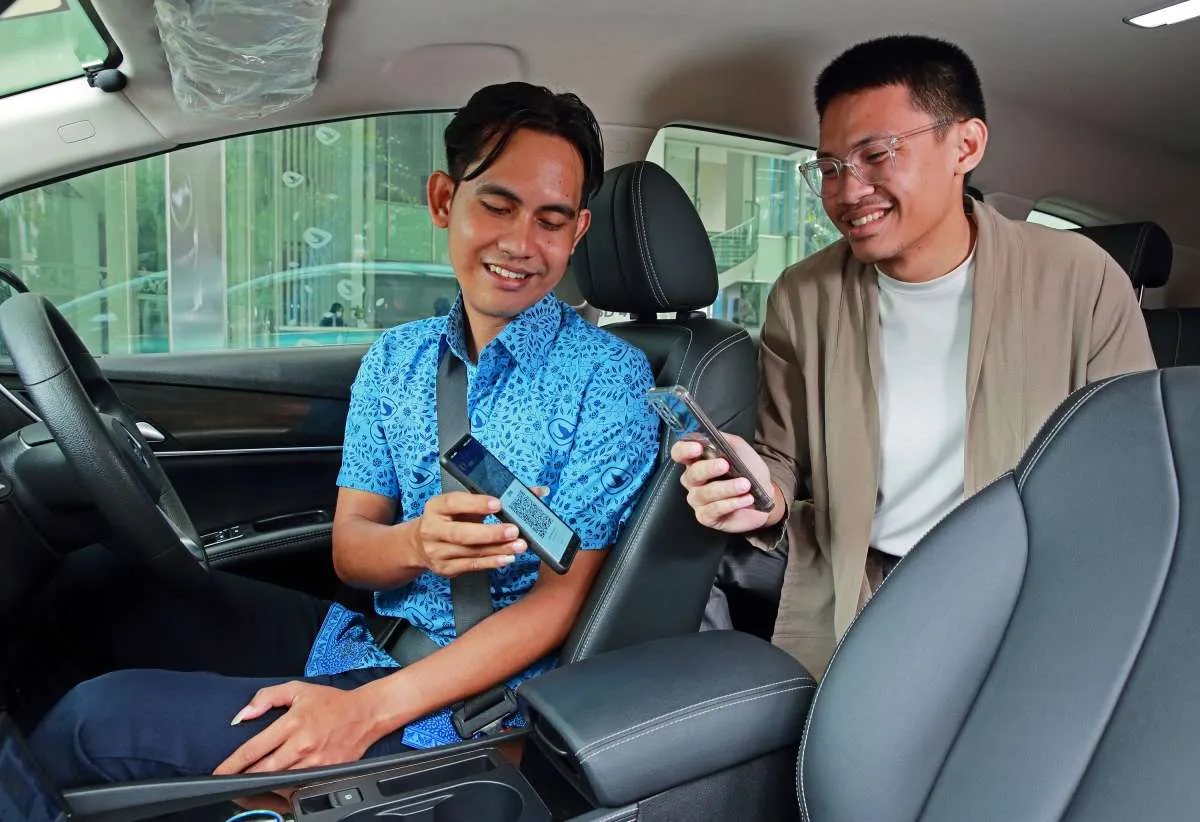 Gandeng Kosti, Taksi Blue Bird Resmi Mengaspal di Solo