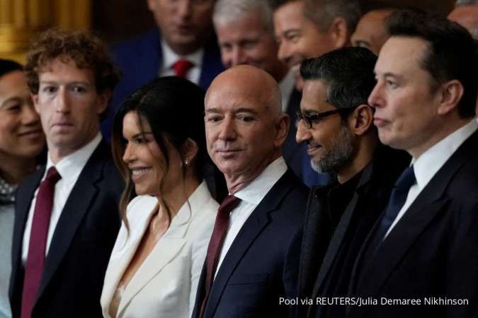 Jeff Bezos, Lauren Sanchez, Elon Musk, dan Ivanka Trump Berpesta Seperti Oligarki