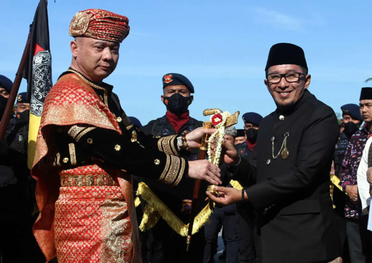 Teddy Minahasa Putra Jadi Kapolda Jatim Gantikan Nico Afinta, Ini Profil & Hartanya