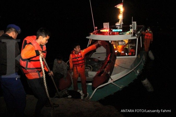 Basarnas Makassar dan TNI AU turut mencari KM Lintas Timur di laut Banggai