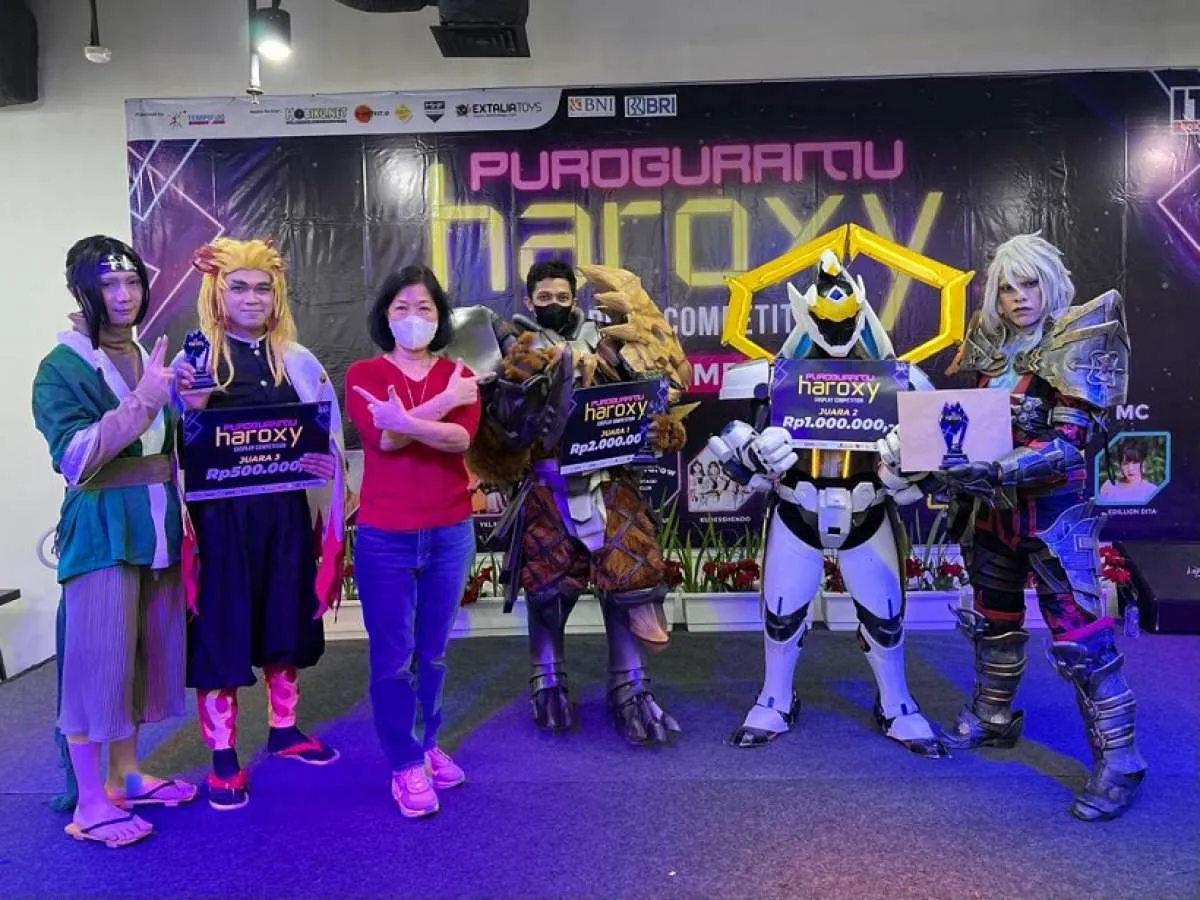 Meriahnya Aksi Para Cosplayer Saat Hadiri Gelaran Puroguramu Haroxy di ITC Roxy Mas 