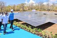 Proyek PLTS 100 GW Jadi Incaran Asuransi Umum
