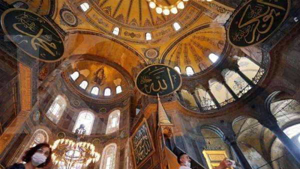 Paus Fransiskus sangat sedih ketika Turki mengubah Hagia Sophia menjadi masjid