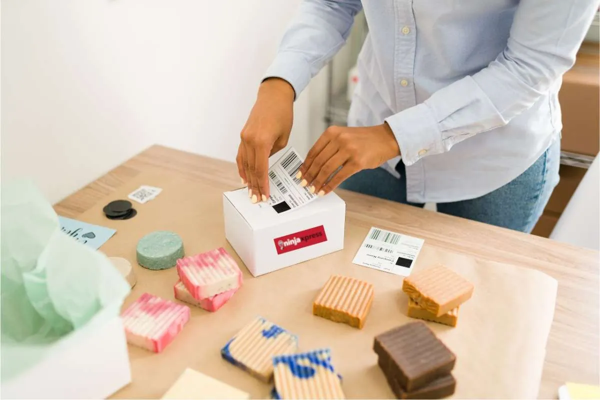   Aman dan Mudah Diterapkan, Ninja Xpress Bagikan Tips Membungkus Barang yang Efektif