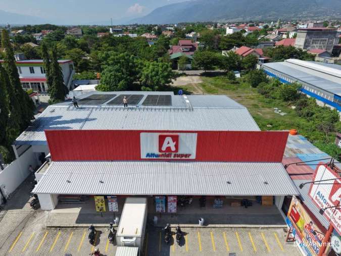 Alfamidi Operasikan 30 PLTS, Hemat Biaya Listrik Rp 4,2 Miliar
