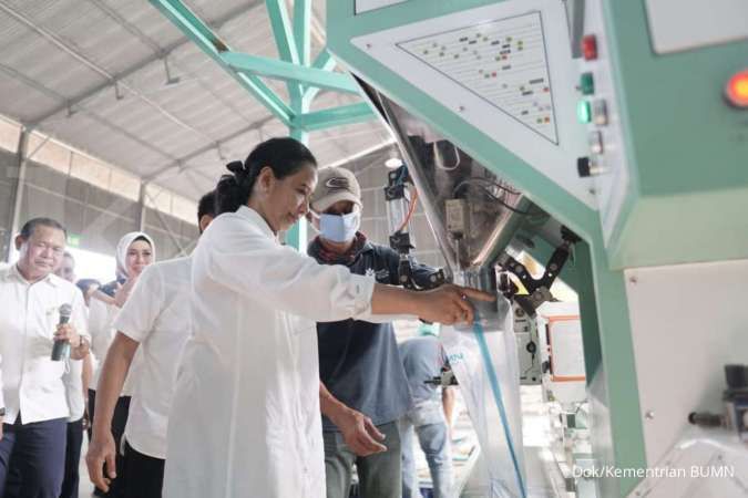 Menteri Rini: Lewat Program Wirausaha Tani, BUMN Bantu Tingkatkan Kesejahteraan Petani