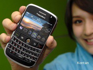 Depkominfo Hentikan Impor BlackBerry