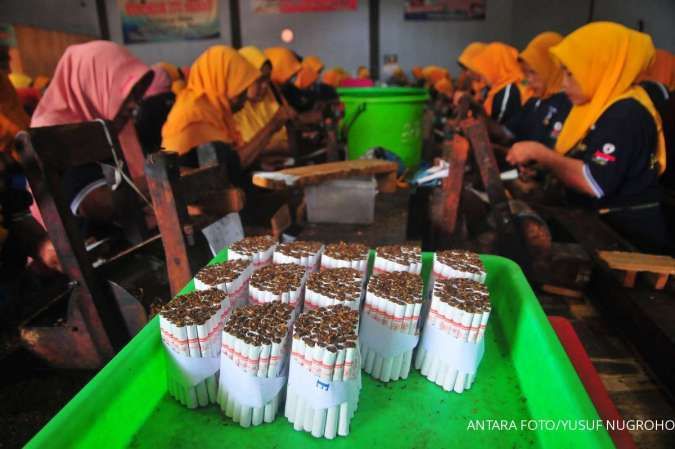 Kinerja Industri Rokok Terhimpit Kenaikan Tarif Cukai 