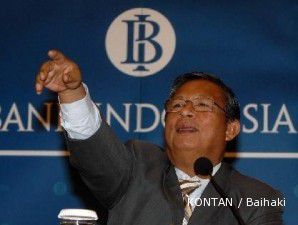 Diikat Kontrak Politik, Darmin Tak Ambil Pusing