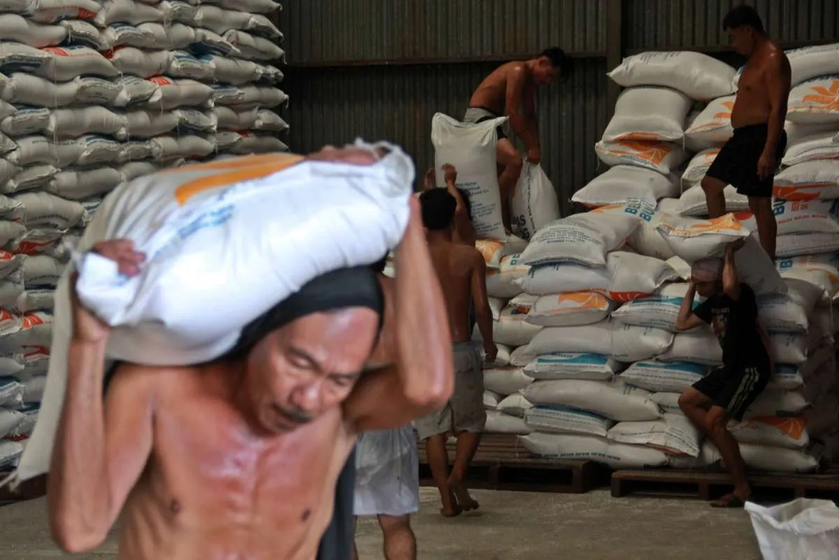 Pemerintah Kembali Salurkan Bantuan Pangan Beras pada Desember 2024