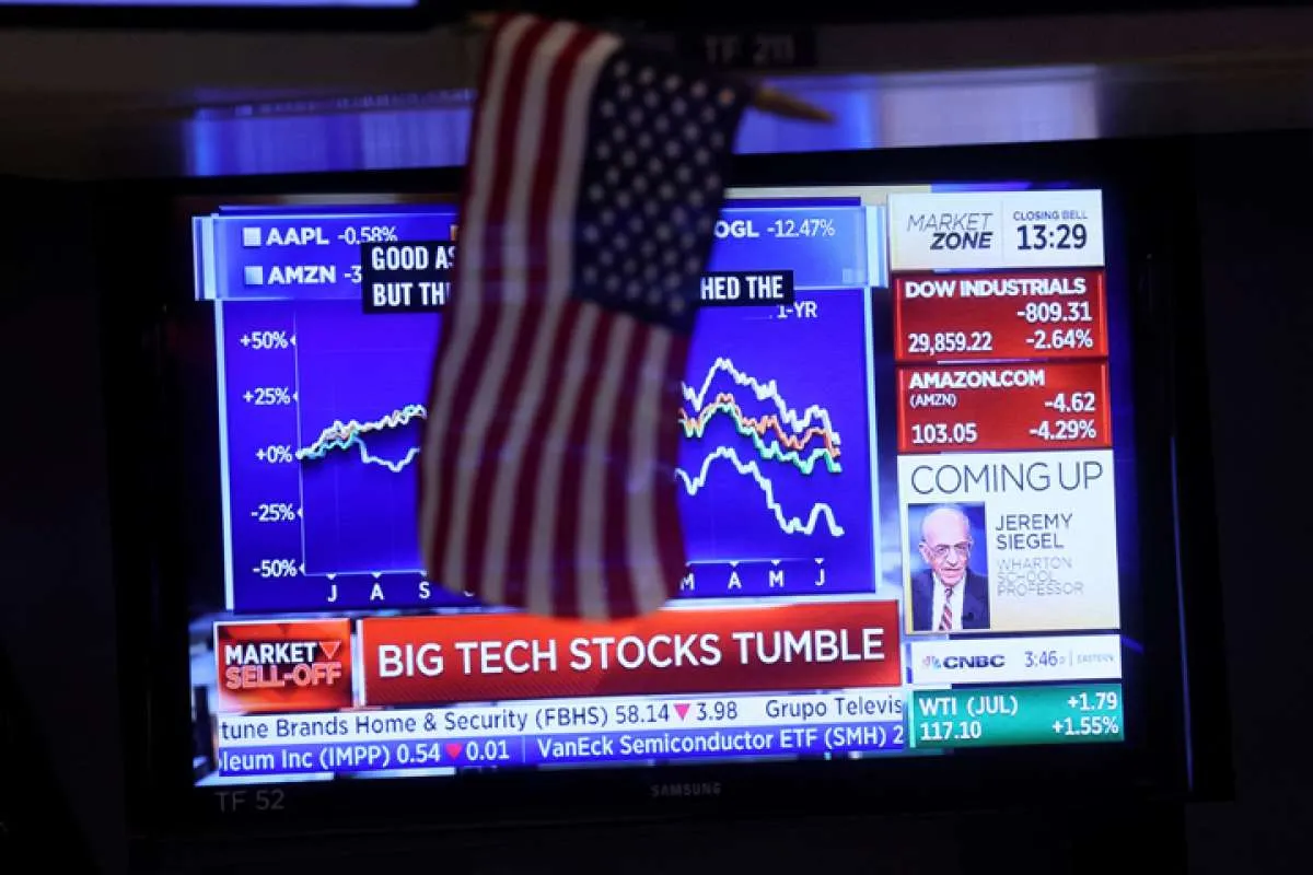 Wall Street Mixed, Sebagian Indeks Melemah Menjelang Akhir Semester I-2022