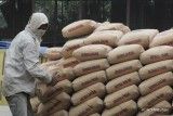 Usai akuisisi Holcim, Semen Indonesia (SMGR) targetkan penjualan naik 5%