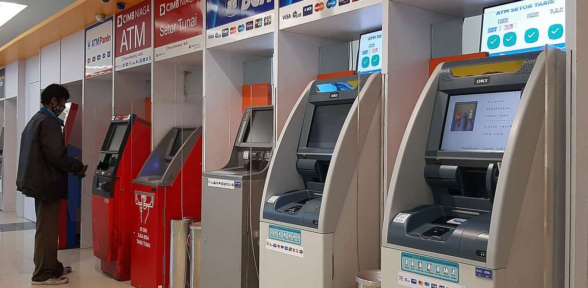 NPL Perbankan Masih Tinggi, OJK Siap Perpanjang Restrukturisasi