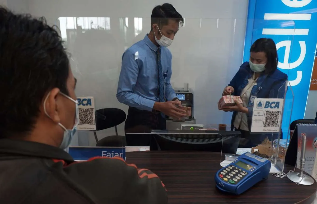 Kurs dollar-rupiah di BCA hari ini Selasa 13 Juli 2021, intip sebelum tukar valas