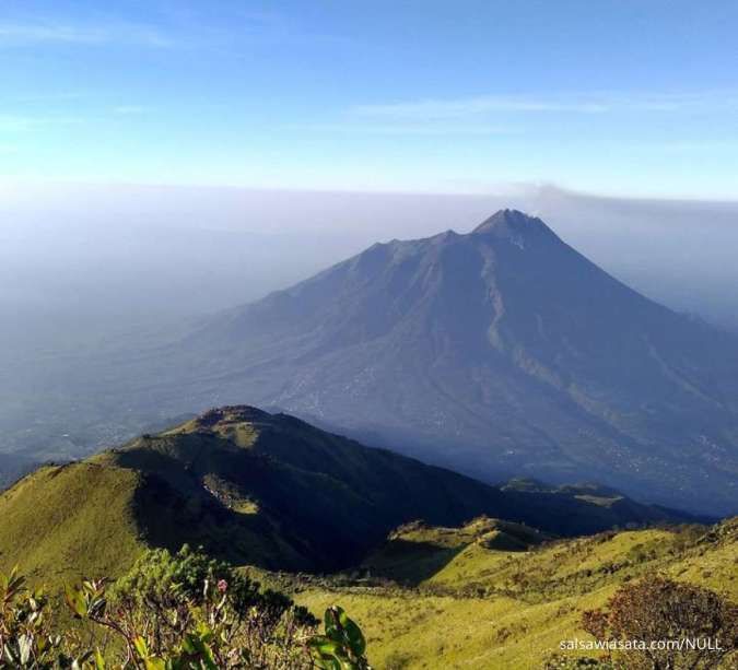 Pulihkan Ekosistem, Jalur Pendakian Gunung Merbabu Ditutup Sementara Mulai 31 Oktober