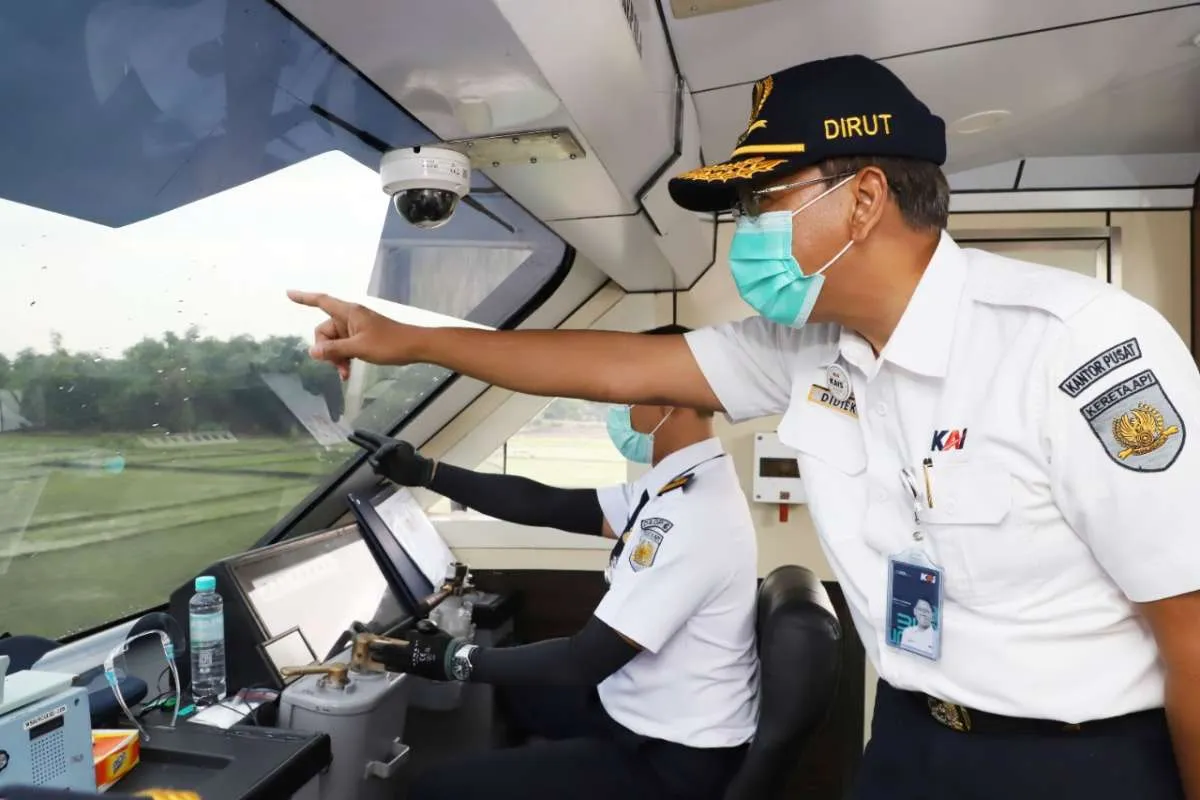 Cek kesiapan masa libur Nataru, KAI inspeksi sarana dan prasarana kereta api