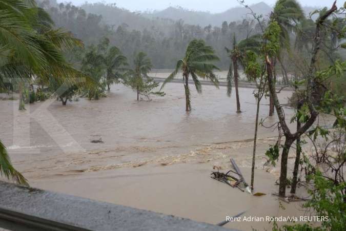 Topan Goni: Badai terkuat dunia landa Filipina, 10 tewas 3 hilang 