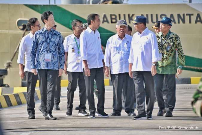 Indonesian President Joko Widodo inaugurates two ports in Palu Bay region