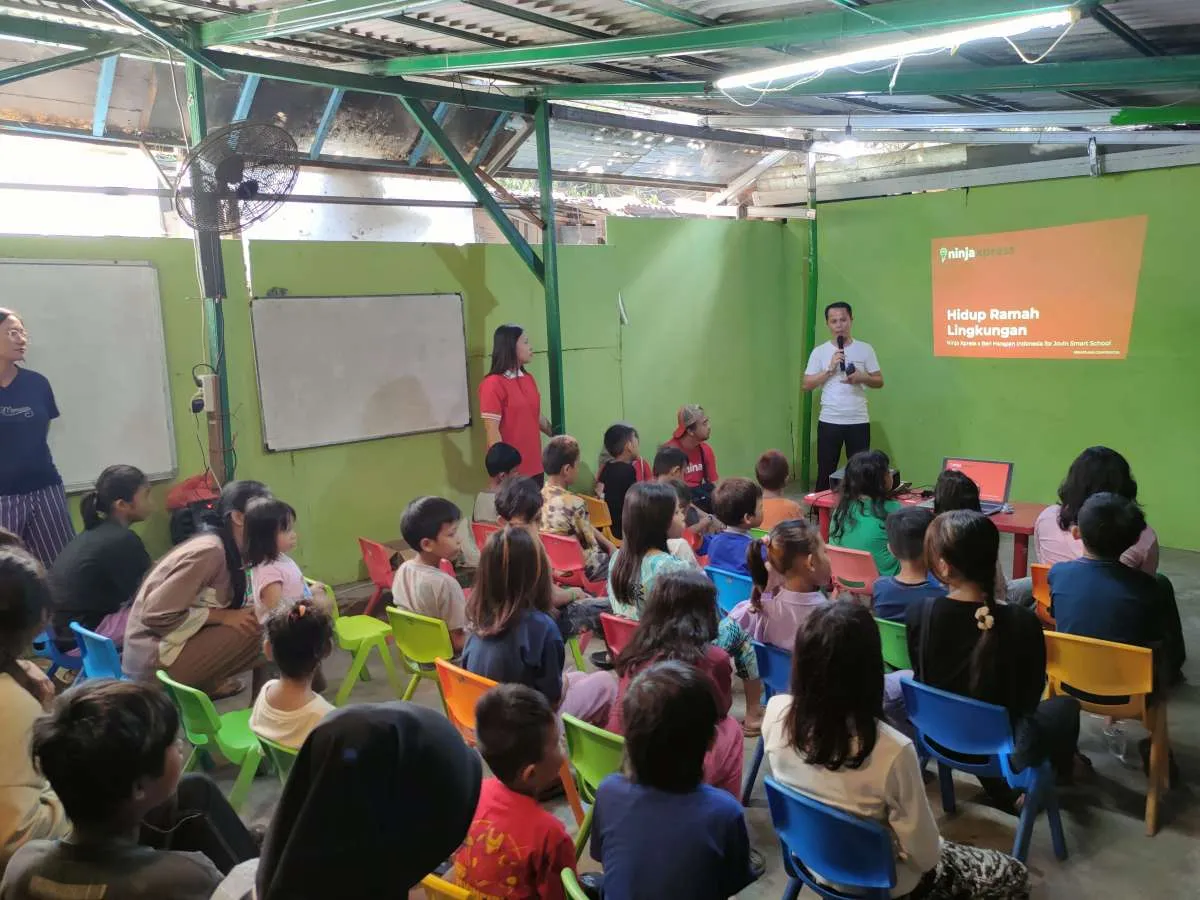 Ninja Xpress & Beri Harapan Indonesia Gelar A Box of Hope Ajak Daur Ulang Sampah 