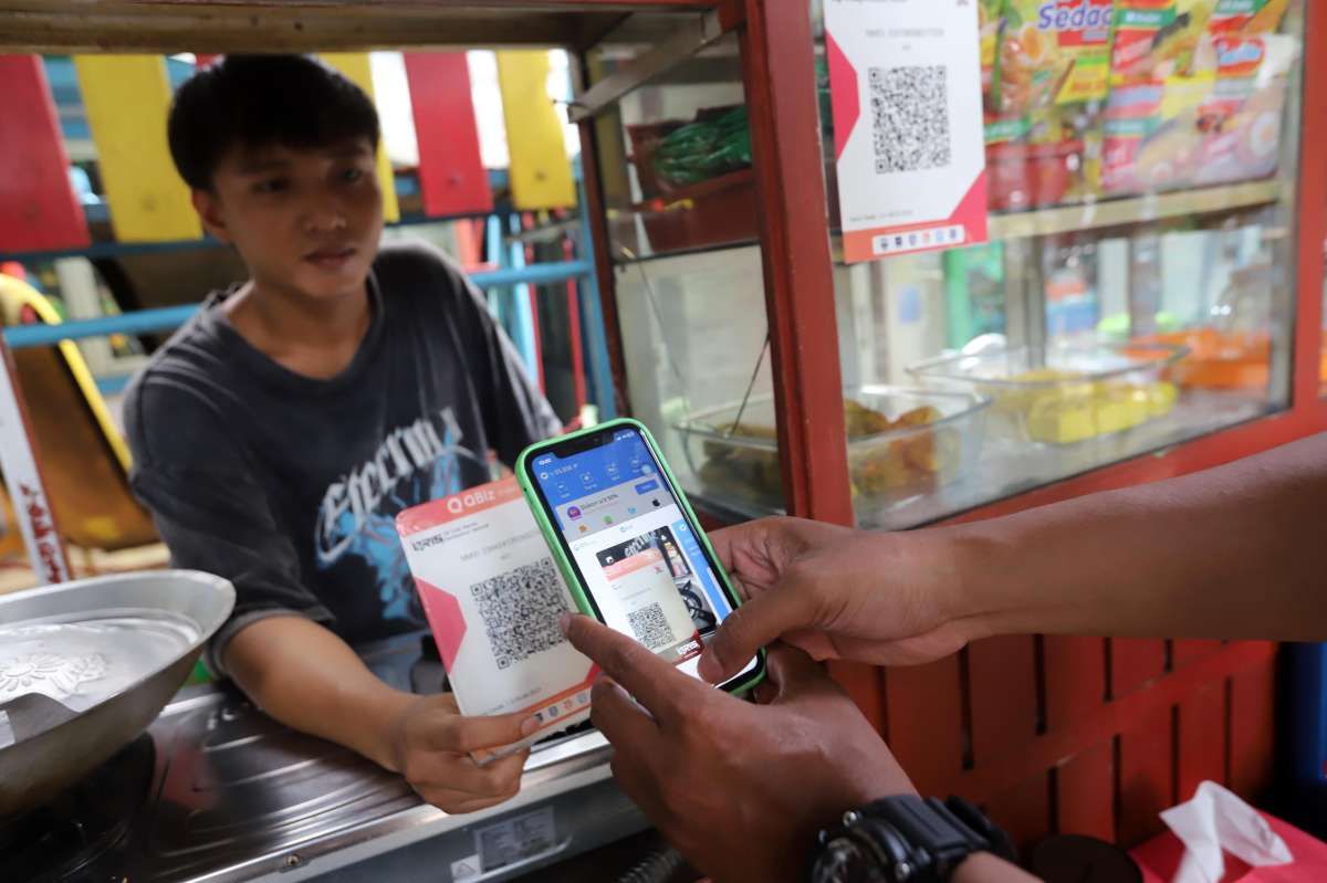 Pertumbuhan Transaksi QRIS Dompet Digital DANA