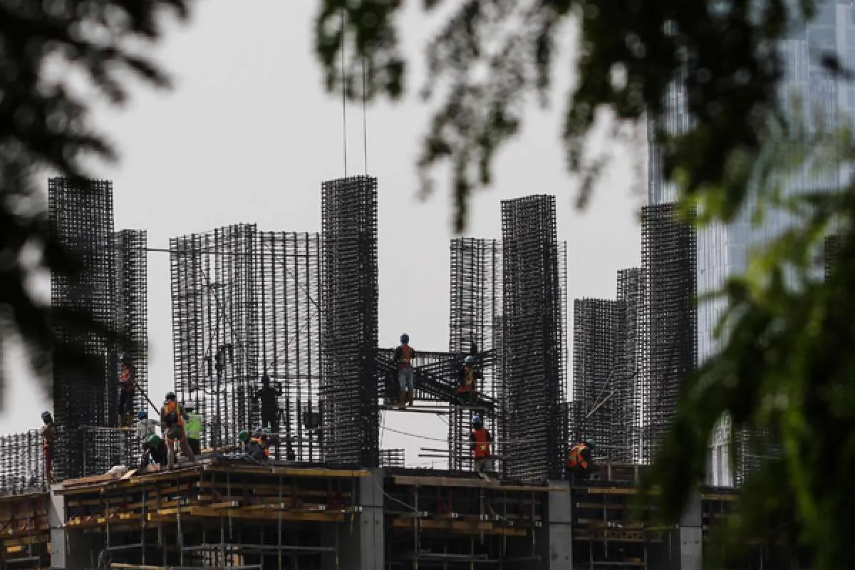 Ekonom: PSBB DKI Jakarta berlaku lagi, ekonomi Indonesia bisa kontraksi 2,2%