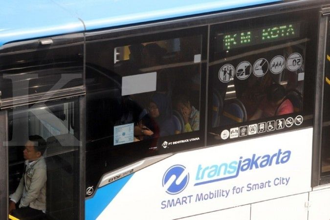 Jumlah penumpang Transjakarta menembus 189,77 juta orang sepanjang tahun lalu