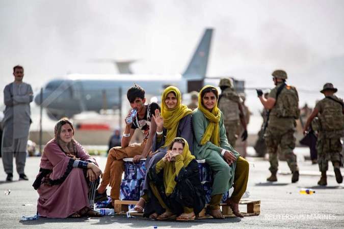 Evakuasi kacau, AS dan Jerman minta warganya di Afghanistan hindari bandara Kabul