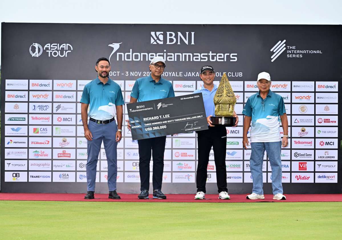 Pegolf Kanada Richard Lee Raih Gelar International Series Pertama usai Juara BNI Indonesian Masters