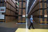 Saham MYOR Terbang 13% Sebulan, Intip Profil Emiten FMCG ini