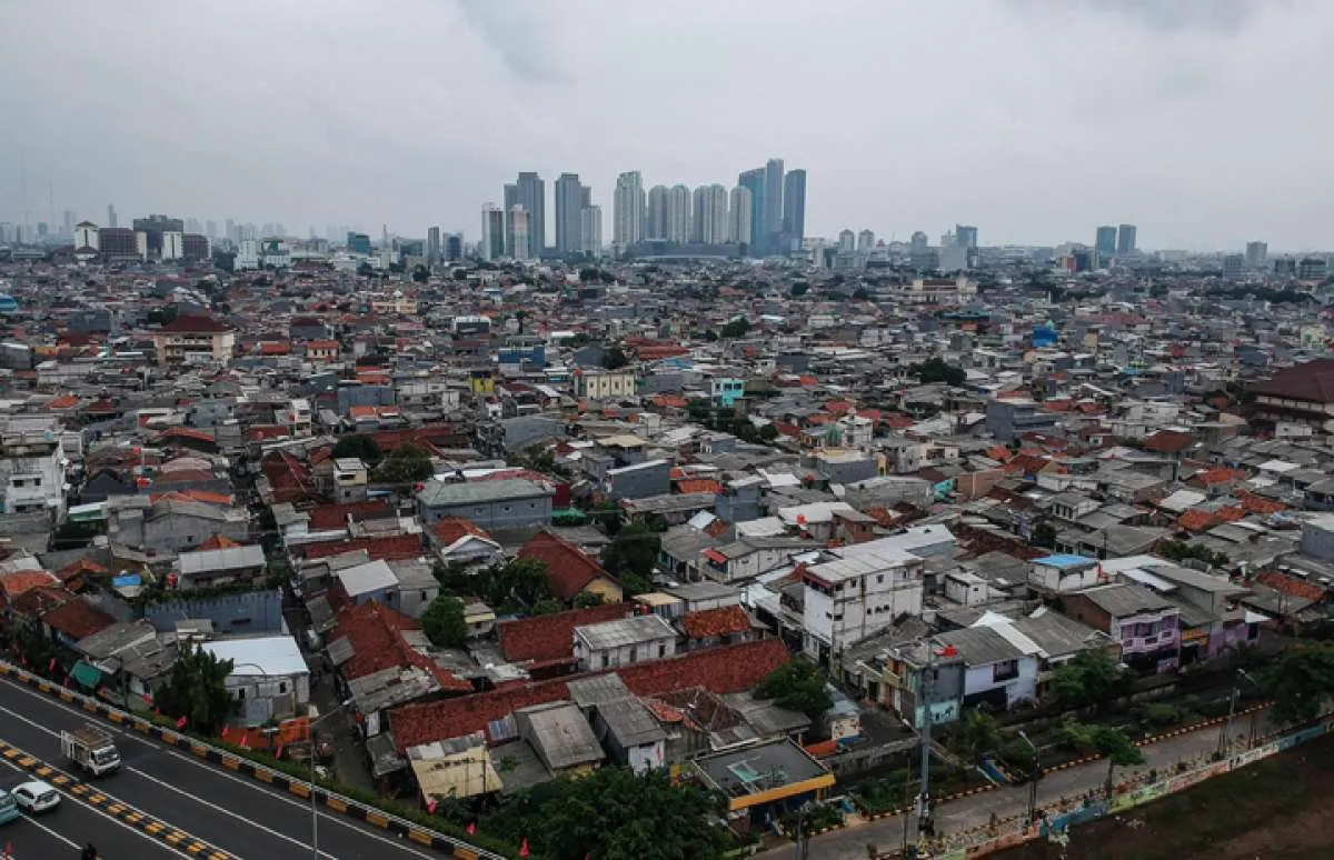 Cuaca besok di Jabodetabek cerah hingga berawan, suhu siang di Tangerang bisa 35°C
