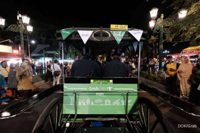 Gaet Turis dengan Transportasi Ikonik