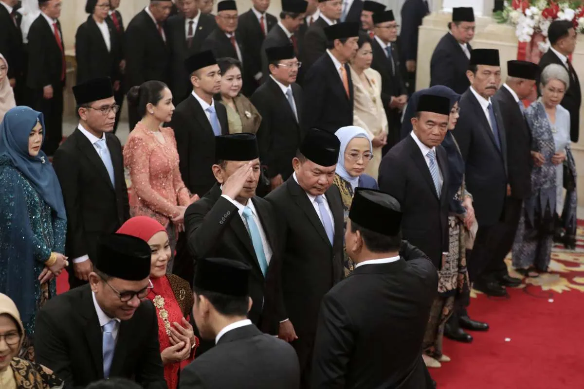 Presiden Prabowo Lantik Ketua MA, Staf Khusus hingga Kepala Badan, Berikut Daftarnya