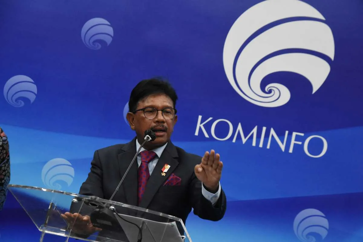 Menkominfo Johnny G. Plate Dorong Ketersediaan STB dengan Harga Terjangkau 