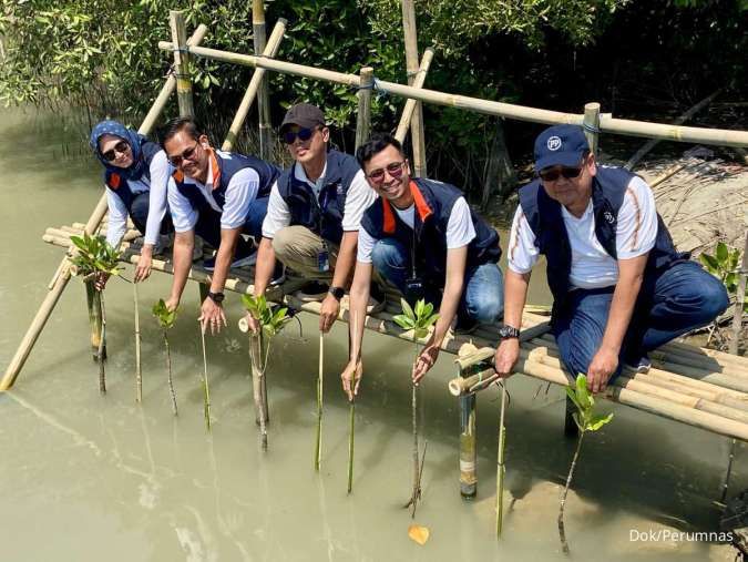 Perumnas Tanam 70.000 Pohon Mangrove & Kembangkan UMKM Binaan di Demak