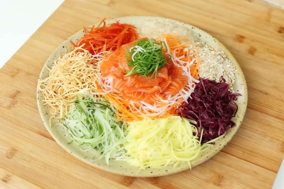 Resep dan Cara Membuat Yu Sheng, Salad Asia yang Cocok Untuk Imlek 2022