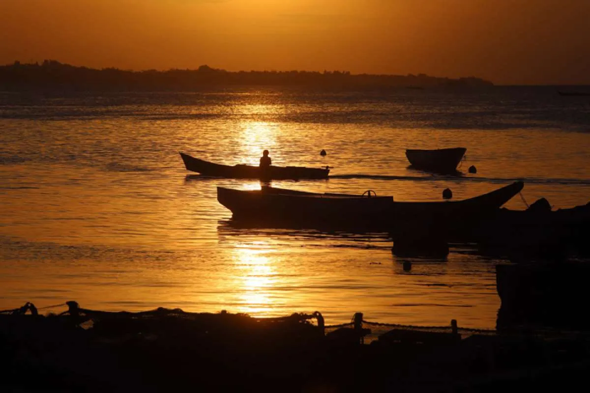 Jadwal Buka Puasa Kota Palu Hari Ini Kamis (19/2), Cek Waktu Adzan Maghrib