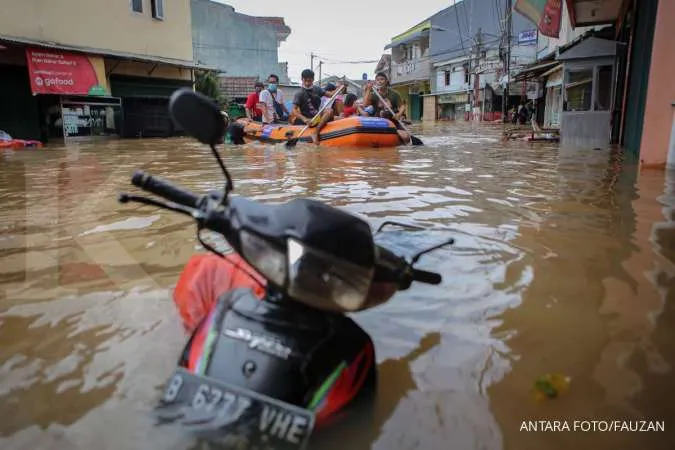 Waspada Bencana Jakarta & Sekitarnya! Peringatan Dini Cuaca Besok: Hujan Lebat Mengancam