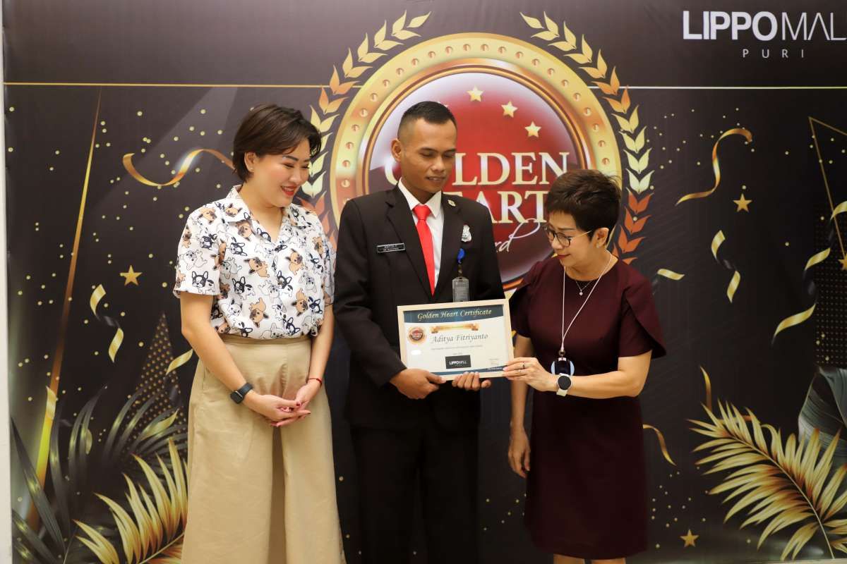 Lippo Mal Puri beri Penghargaan Golden Heart bagi Karyawan
