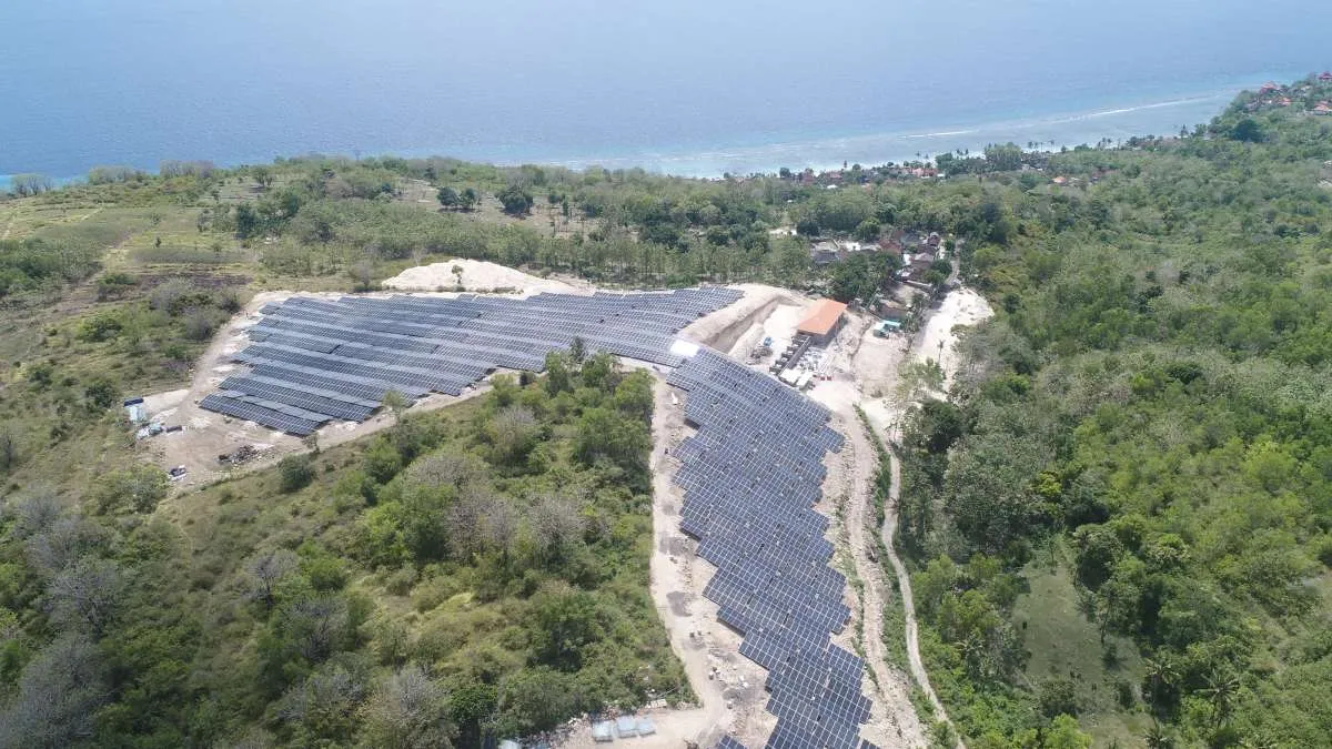PLN Indonesia Power Resmikan Pabrik Solar Panel Berkapasitas 1GWp di Kendal