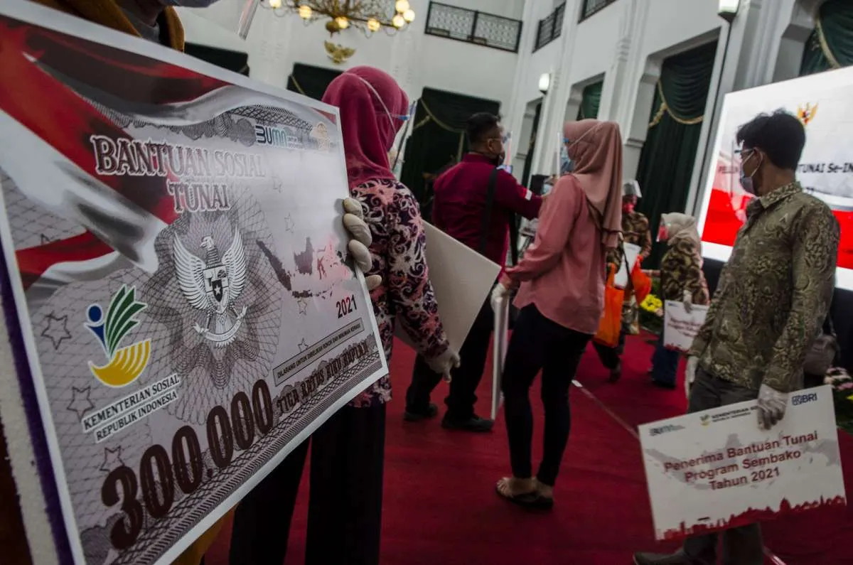 Pengamat: Data bansos harus diperbaiki agar tak jadi peluang korupsi