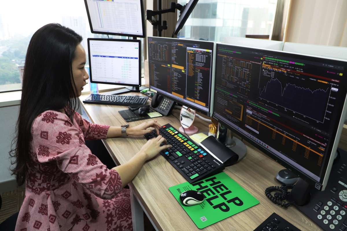 Akhiri Reli 11 Hari, IHSG Melemah 0,72% ke 7.344