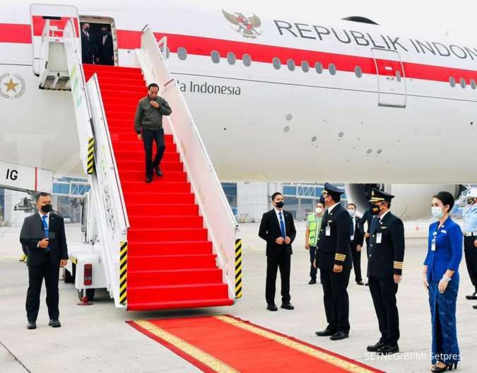 Terbang ke Jawa Timur, Jokowi akan resmikan bendungan dan tanam padi
