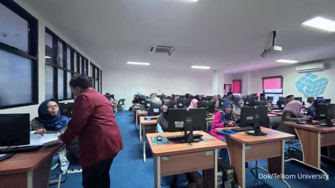Dosen S2 Akuntansi Telkom University Siapkan Sistem Akuntansi untuk UMKM di Bandung