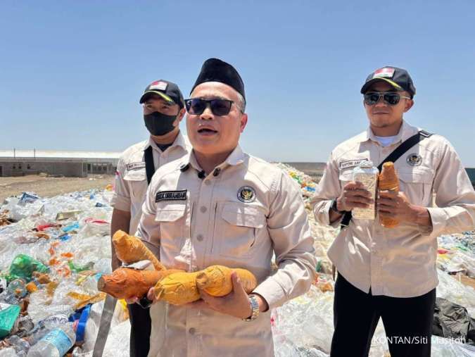 Meski Sudah Diingatkan, Jemaah Haji Masih Bawa Air Zamzam di Koper Bagasi